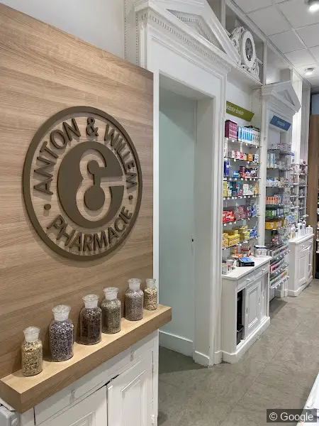 Photo 2 de Pharmacie du Rhone - Anton & Willem, pharmacie à Lyon